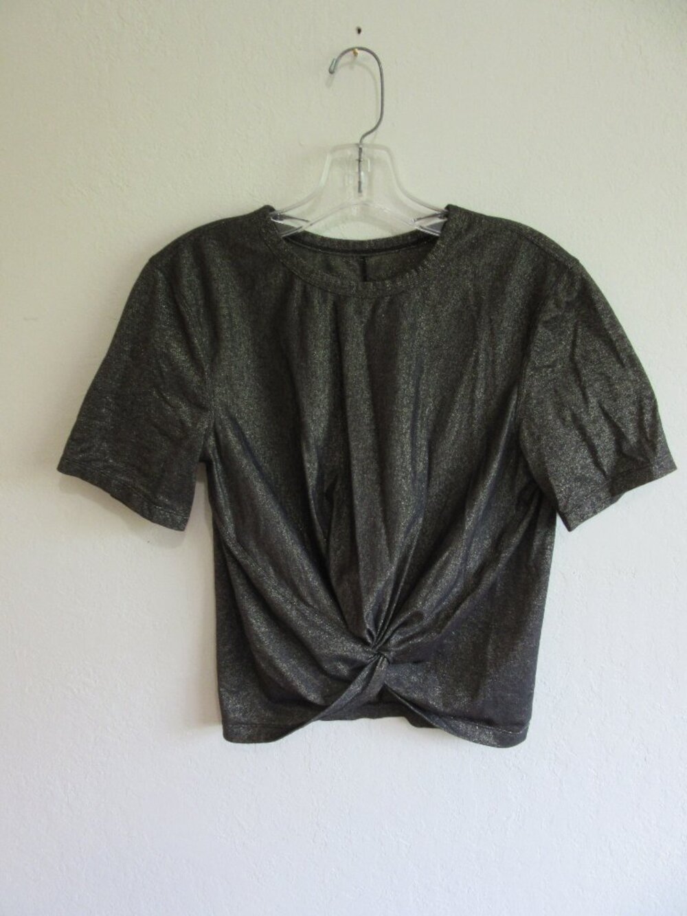 Lululemon Black Shimmering Front Knot Short Sleeves Pullover Top